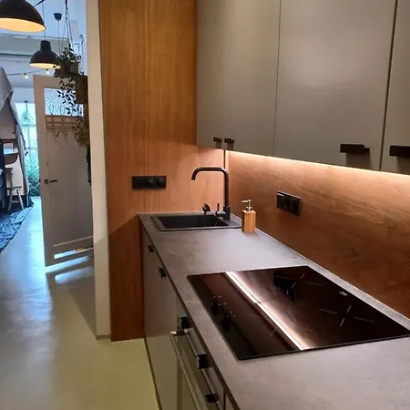 75m2 Indoor Glamping Scheveningen Haag
