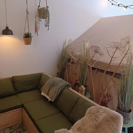 75m2 Indoor Glamping Scheveningen * Haag