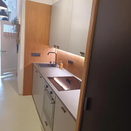 75m2 Indoor Glamping Scheveningen