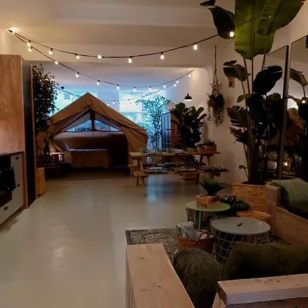 75m2 Indoor Glamping Scheveningen * Haag